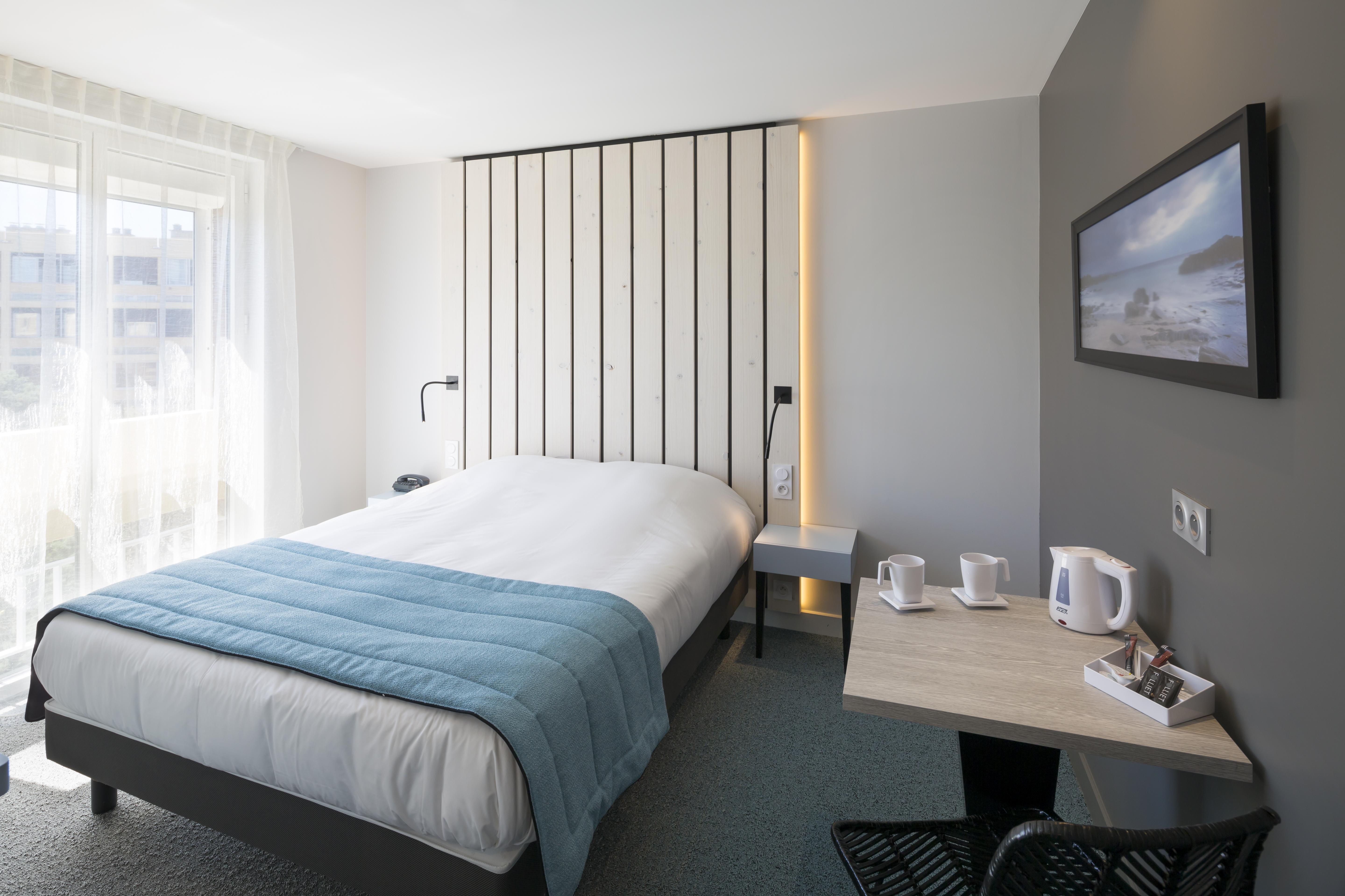 בלרוק-לה-באינס Logis Hotel Les Pins - Operalia מראה חיצוני תמונה