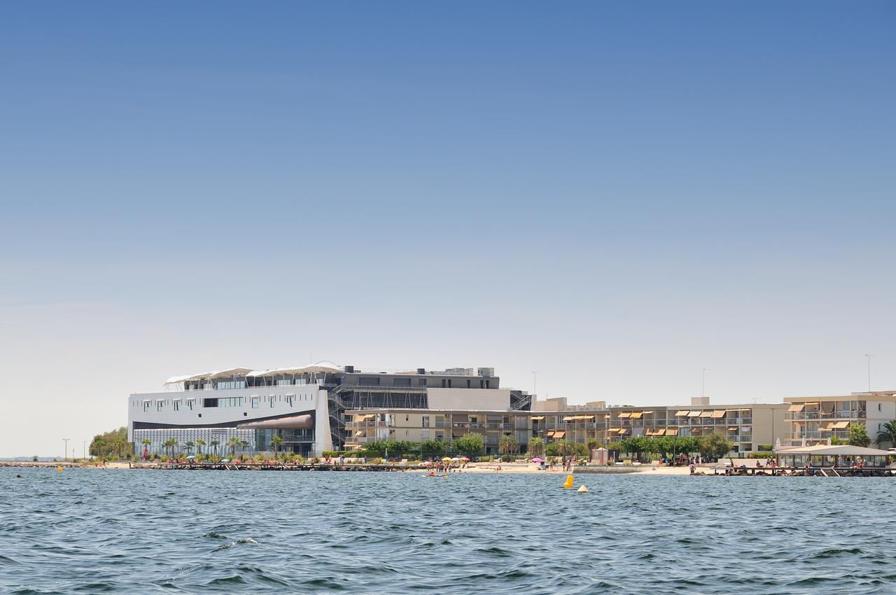בלרוק-לה-באינס Logis Hotel Les Pins - Operalia מראה חיצוני תמונה